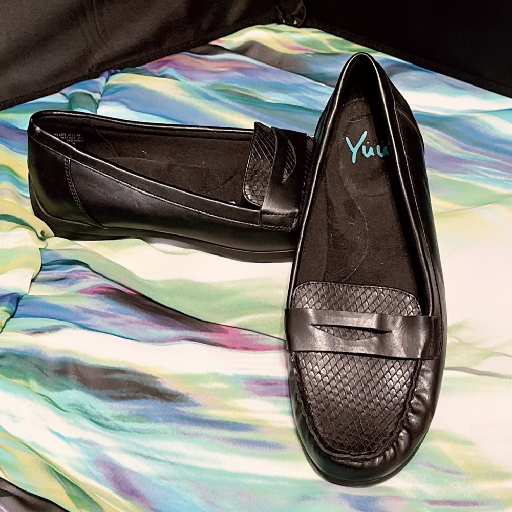 Yuu Loafers